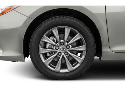 2015 Toyota Camry Hybrid SE