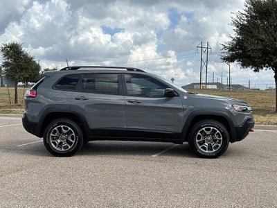 2022 Jeep Cherokee Trailhawk
