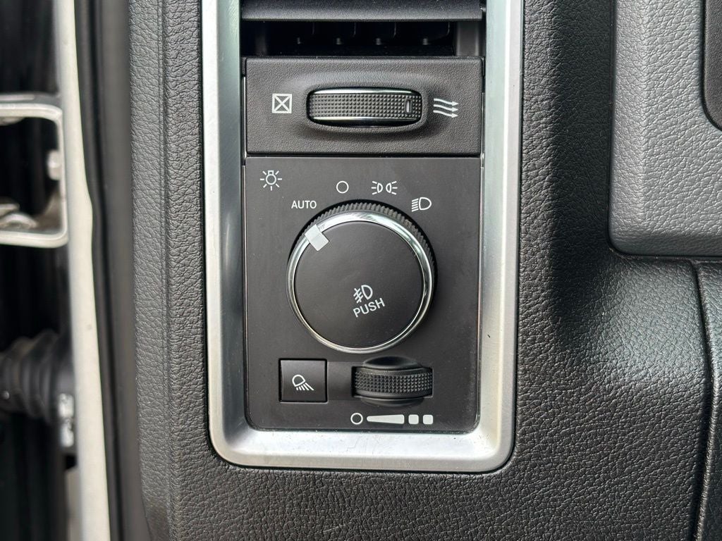 2017 RAM 1500 Lone Star Silver