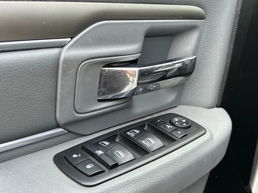 2017 RAM 1500 Lone Star Silver