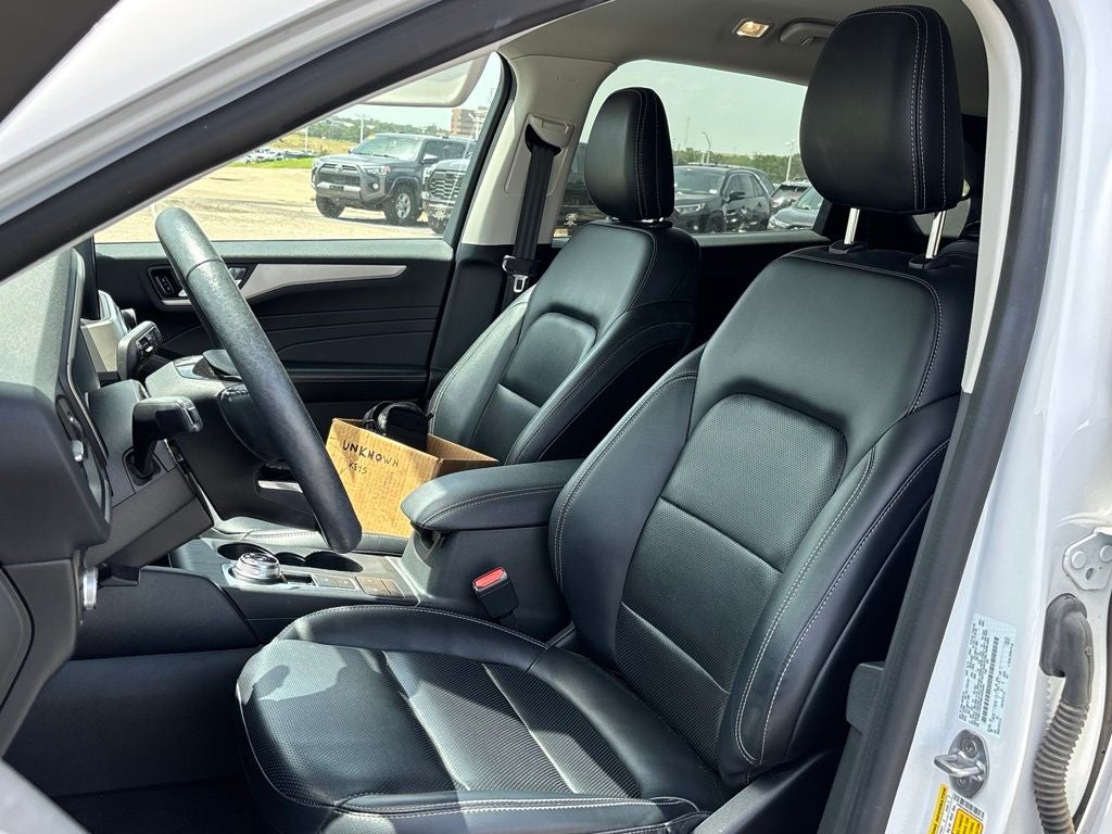 2021 Ford Escape SEL