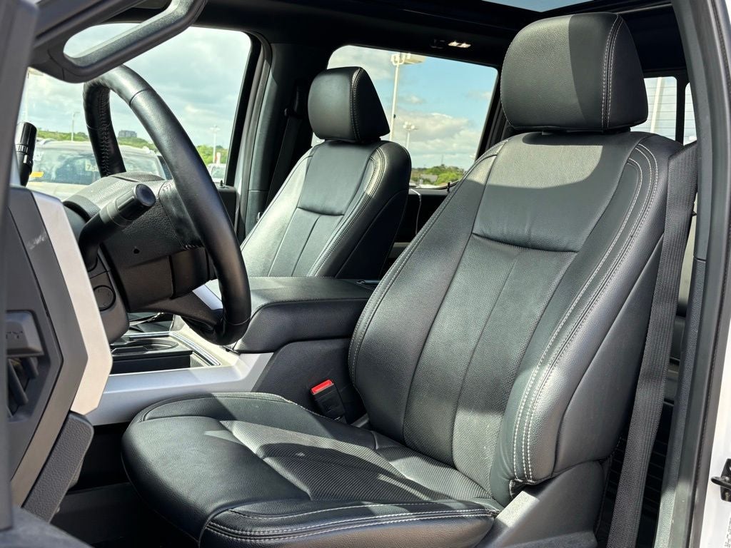 2022 Ford F-250SD Lariat