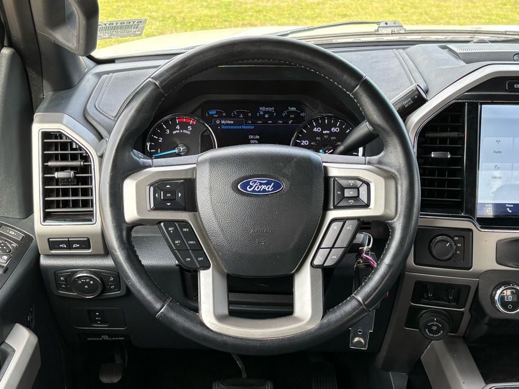 2022 Ford F-350SD Lariat