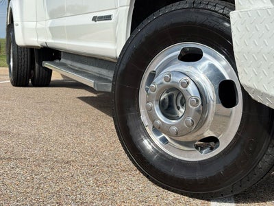 2022 Ford F-350SD Lariat