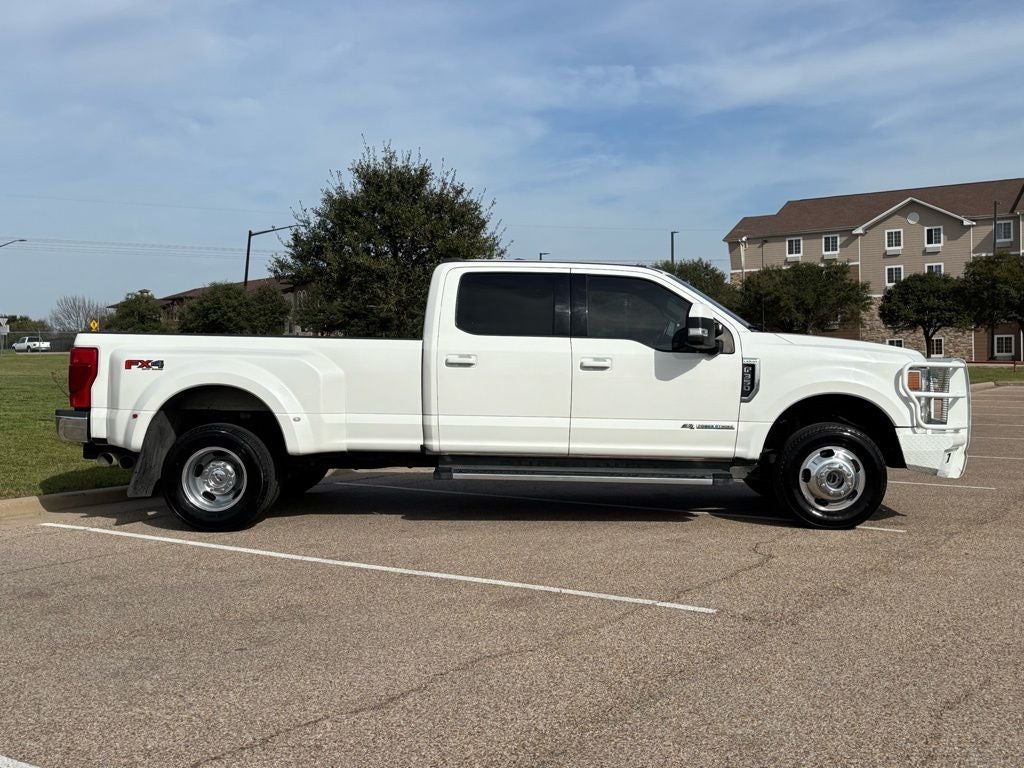 2022 Ford F-350SD Lariat