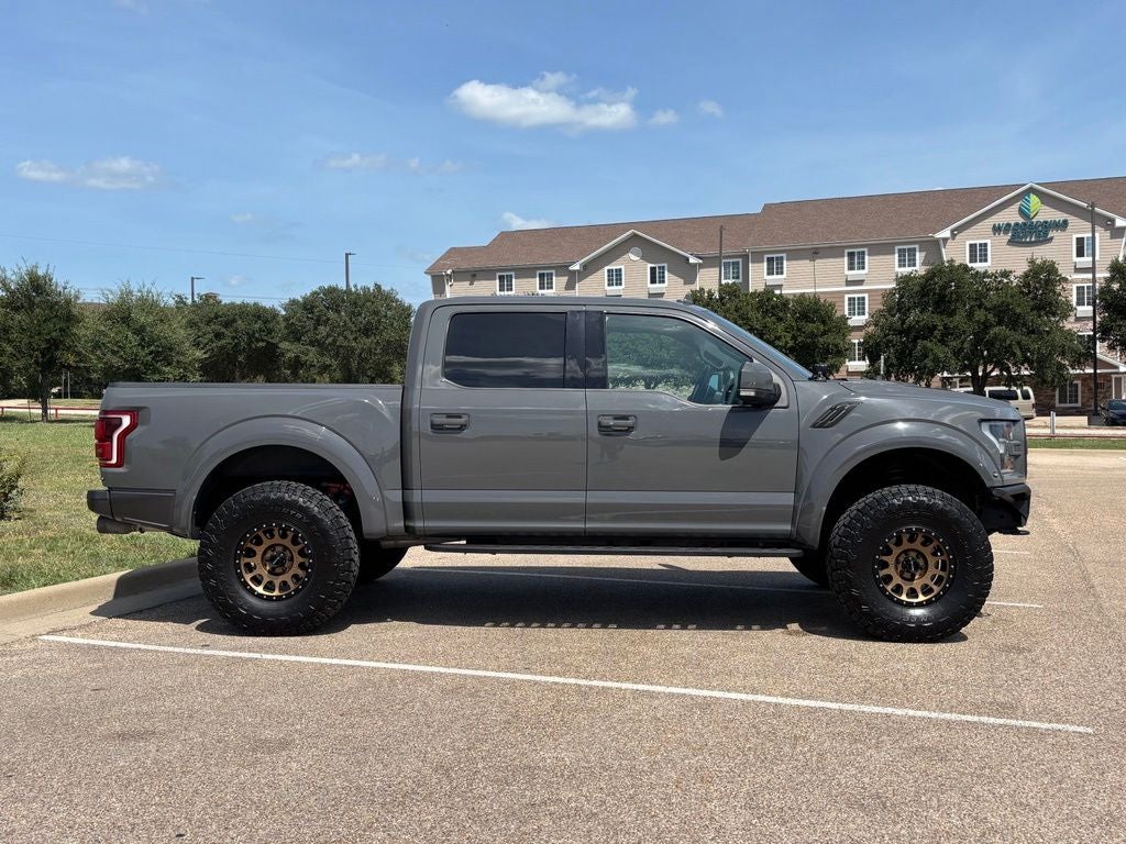 2020 Ford F-150 Raptor