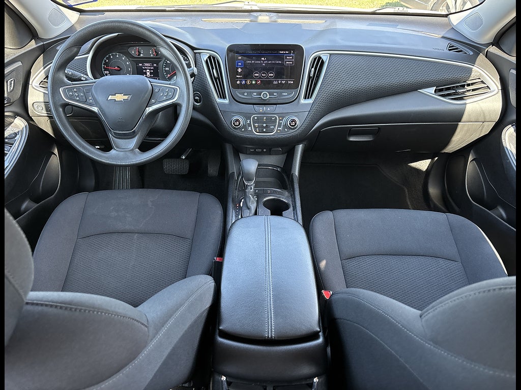 2025 Chevrolet Malibu LT