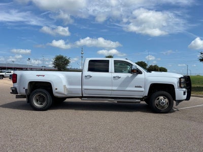 2015 Chevrolet Silverado 3500HD High Country