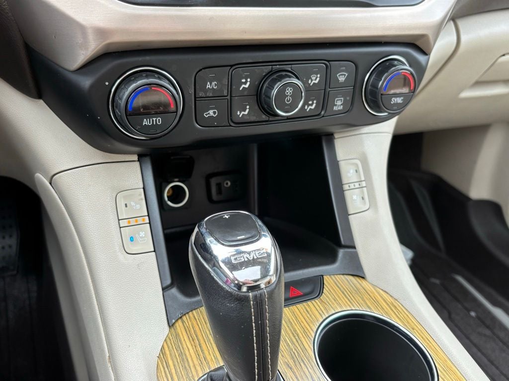 2019 GMC Acadia Denali