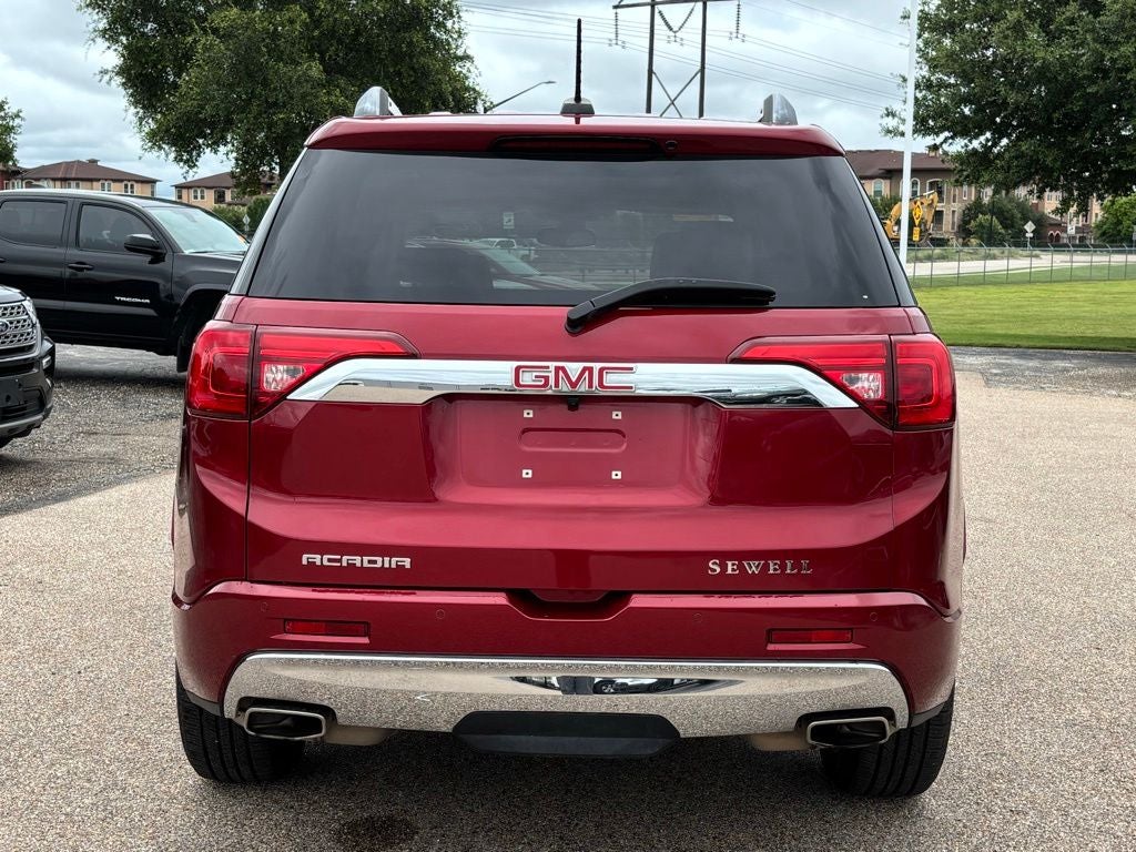 2019 GMC Acadia Denali