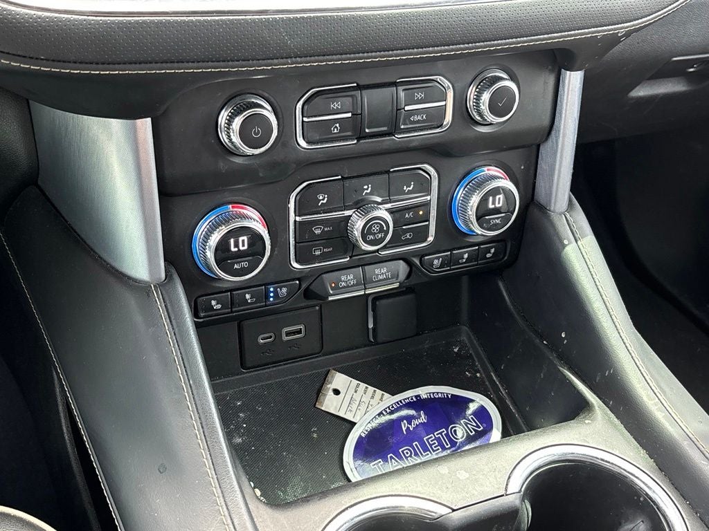 2023 GMC Yukon SLT