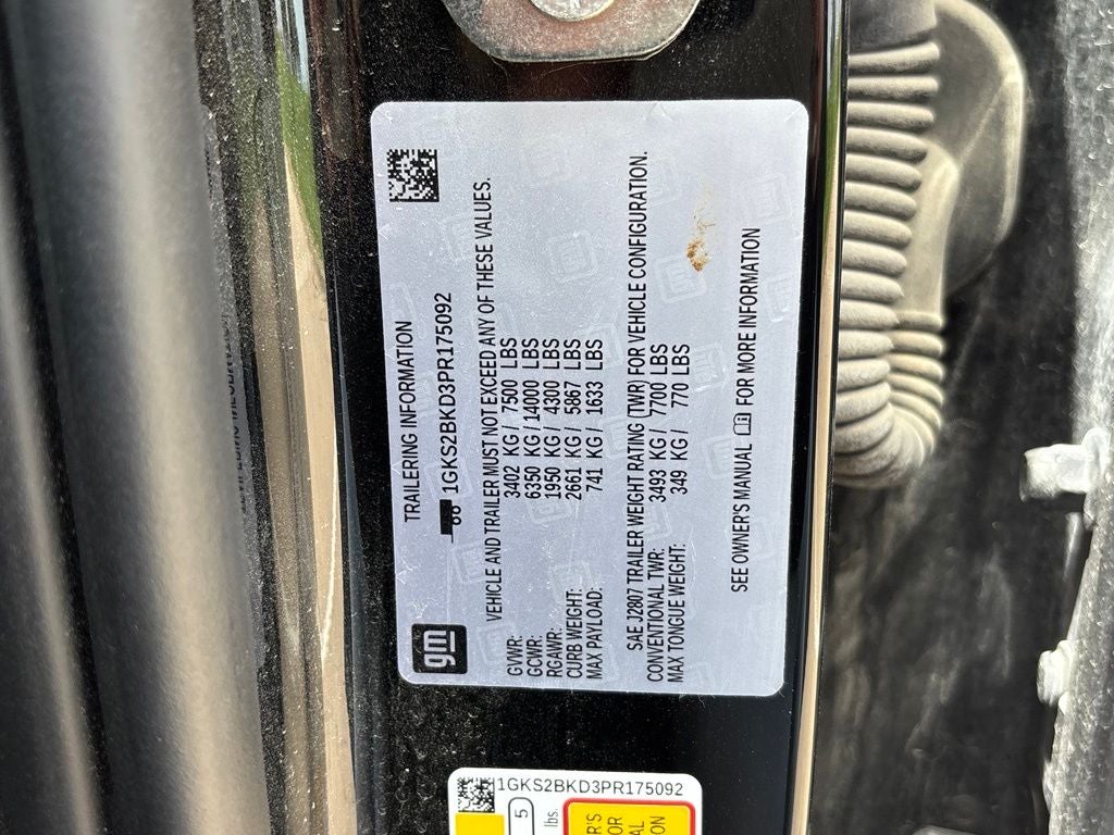 2023 GMC Yukon SLT