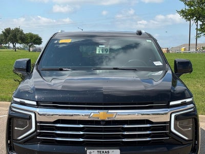 2025 Chevrolet Suburban LT