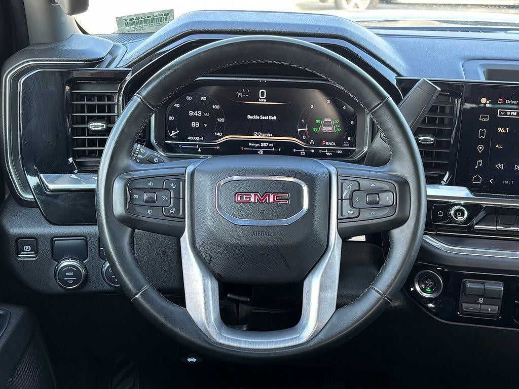 2025 GMC Sierra 1500 SLT