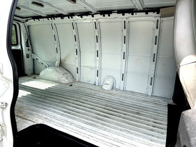 2022 GMC Savana 3500 Work Van