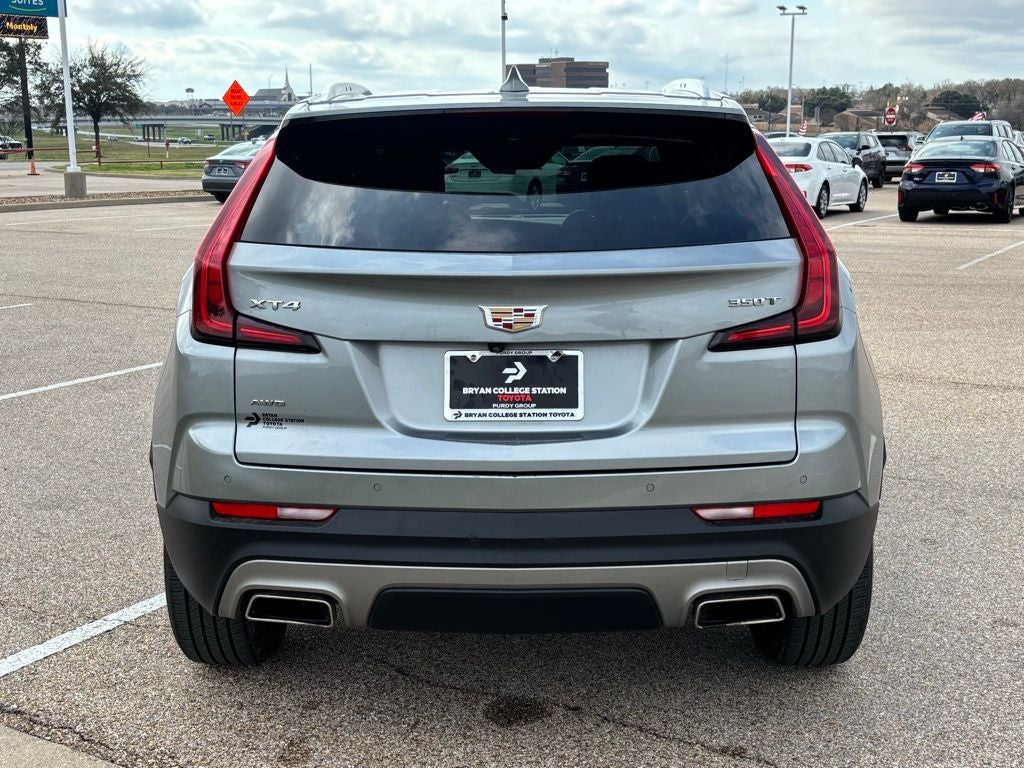 2023 Cadillac XT4 Premium Luxury