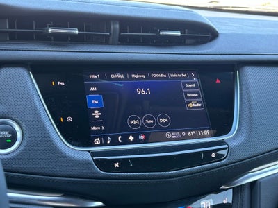 2024 Cadillac XT5 Luxury