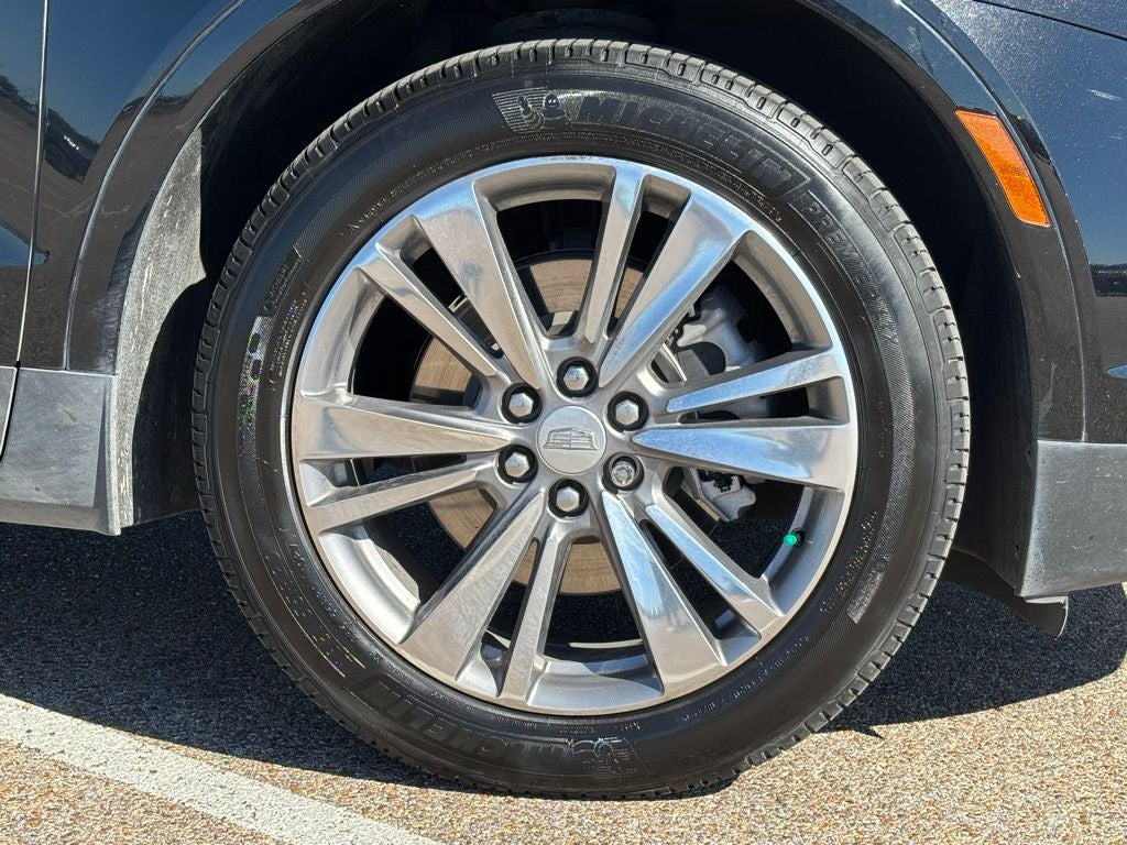 2022 Cadillac XT5 Premium Luxury