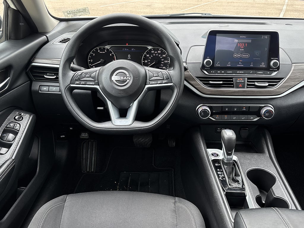 2025 Nissan Altima 2.5 SV