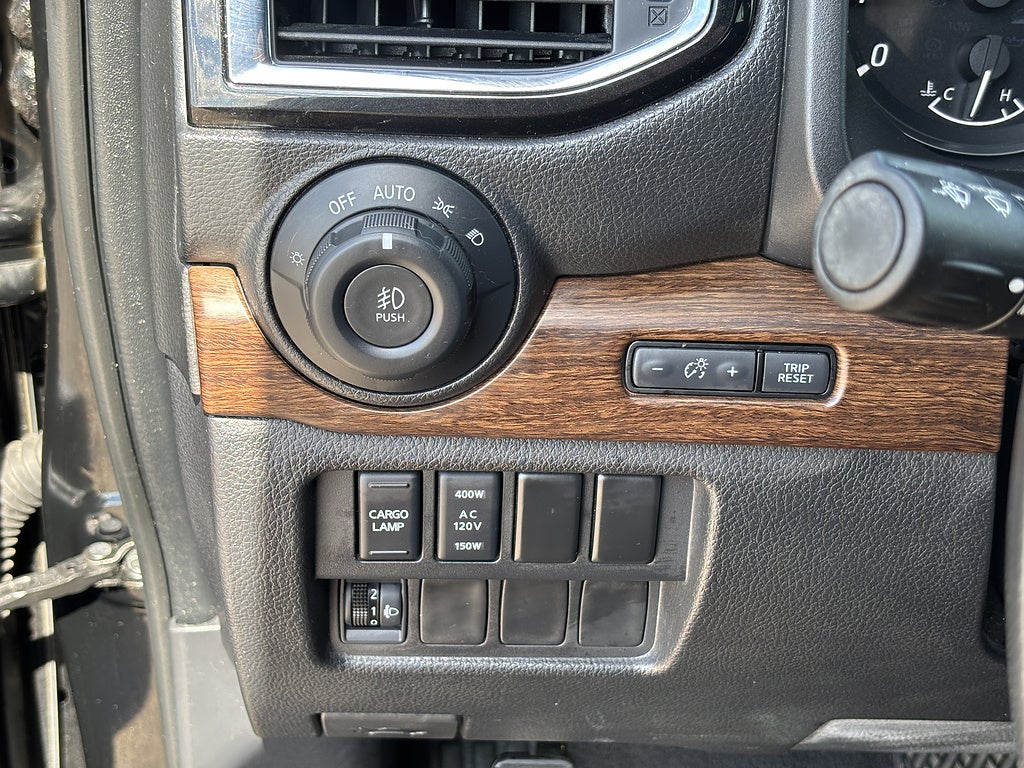 2021 Nissan Titan Platinum Reserve