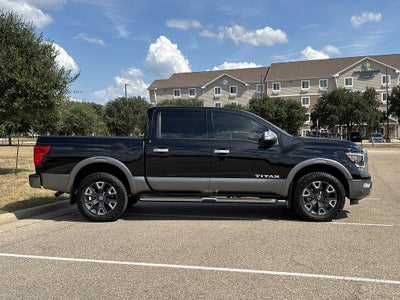 2021 Nissan Titan Platinum Reserve