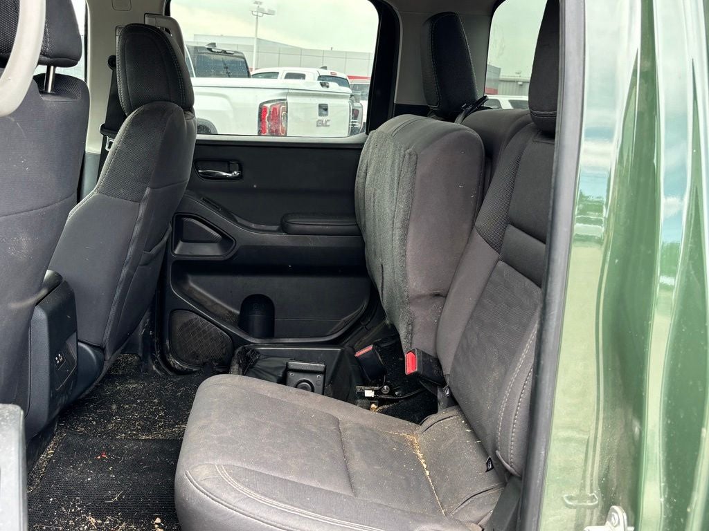 2024 Nissan Frontier SV