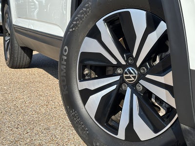 2024 Volkswagen Atlas Cross Sport SE