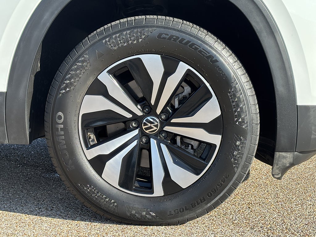 2024 Volkswagen Atlas Cross Sport SE