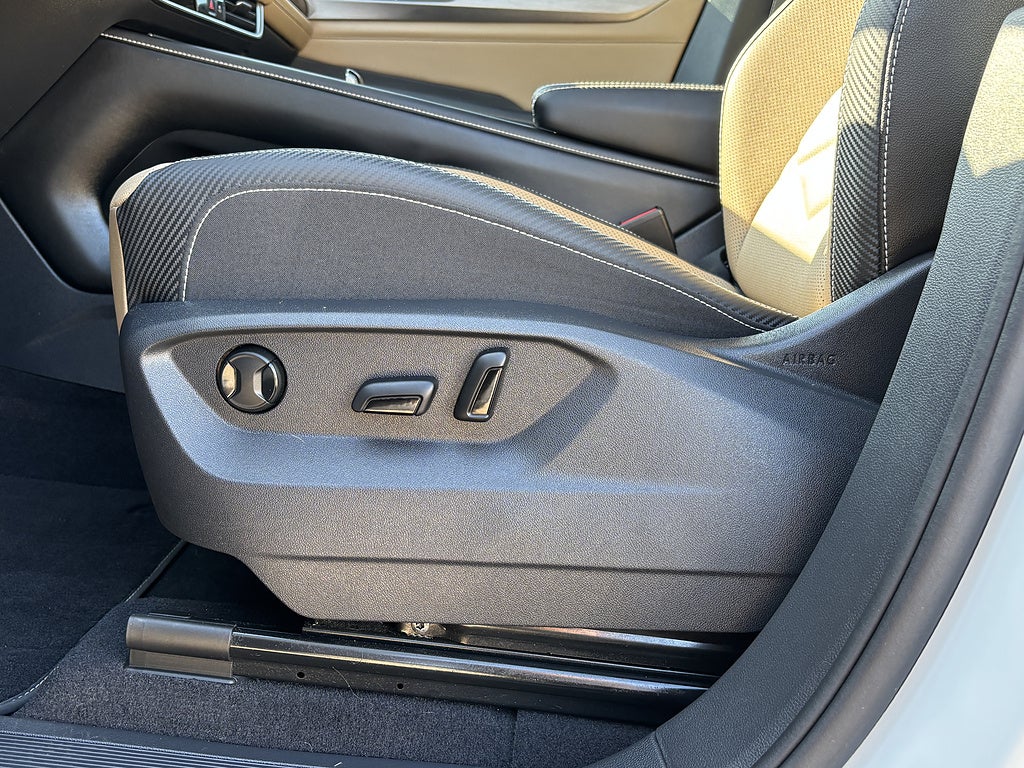 2024 Volkswagen Atlas Cross Sport SE