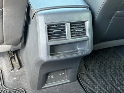 2023 Volkswagen Atlas Cross Sport 2.0T SE w/Technology