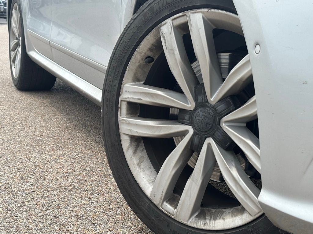 2017 Volkswagen Passat SEL Premium