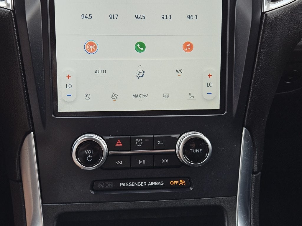 2023 Ford Edge Titanium