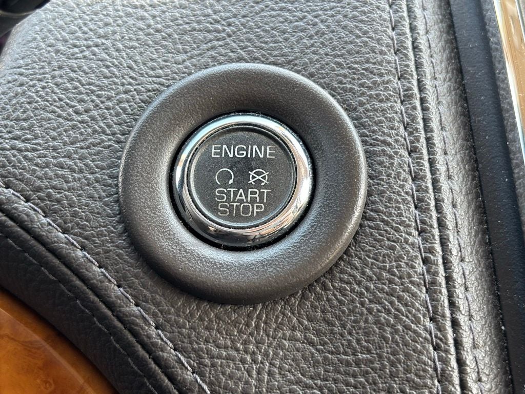 2012 Lincoln MKX Base