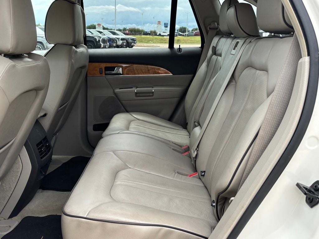 2012 Lincoln MKX Base