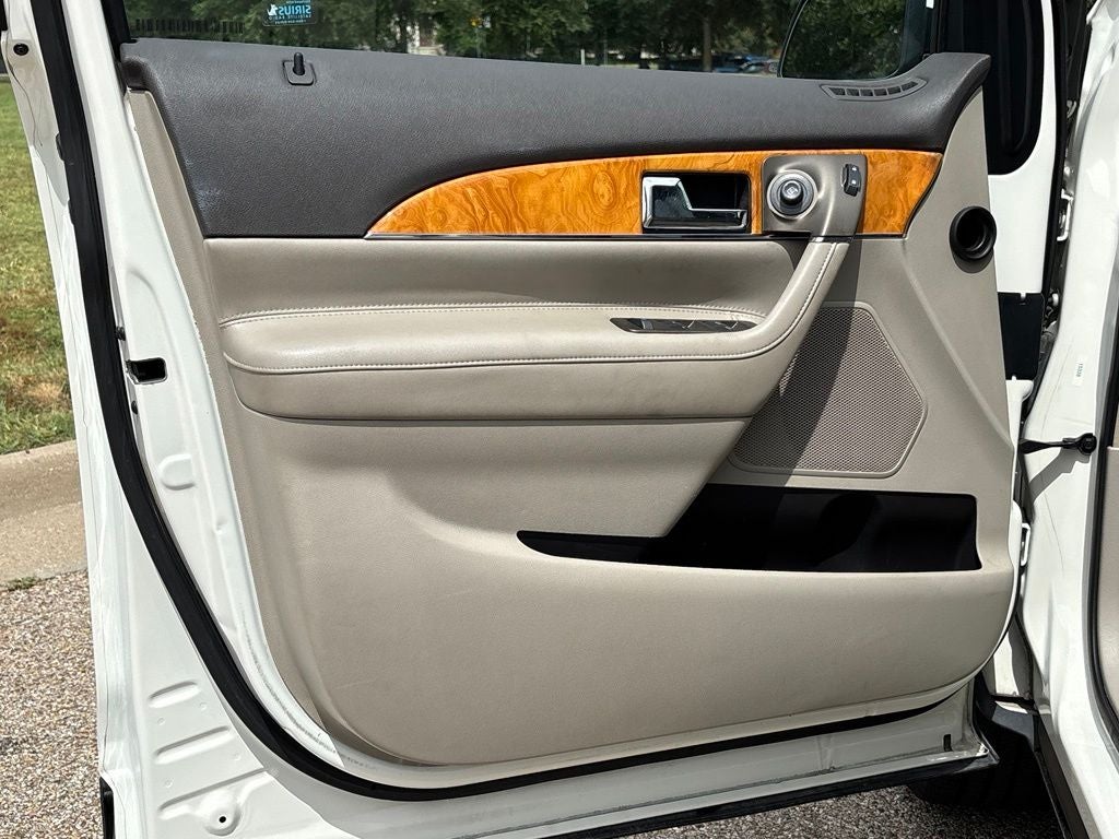 2012 Lincoln MKX Base