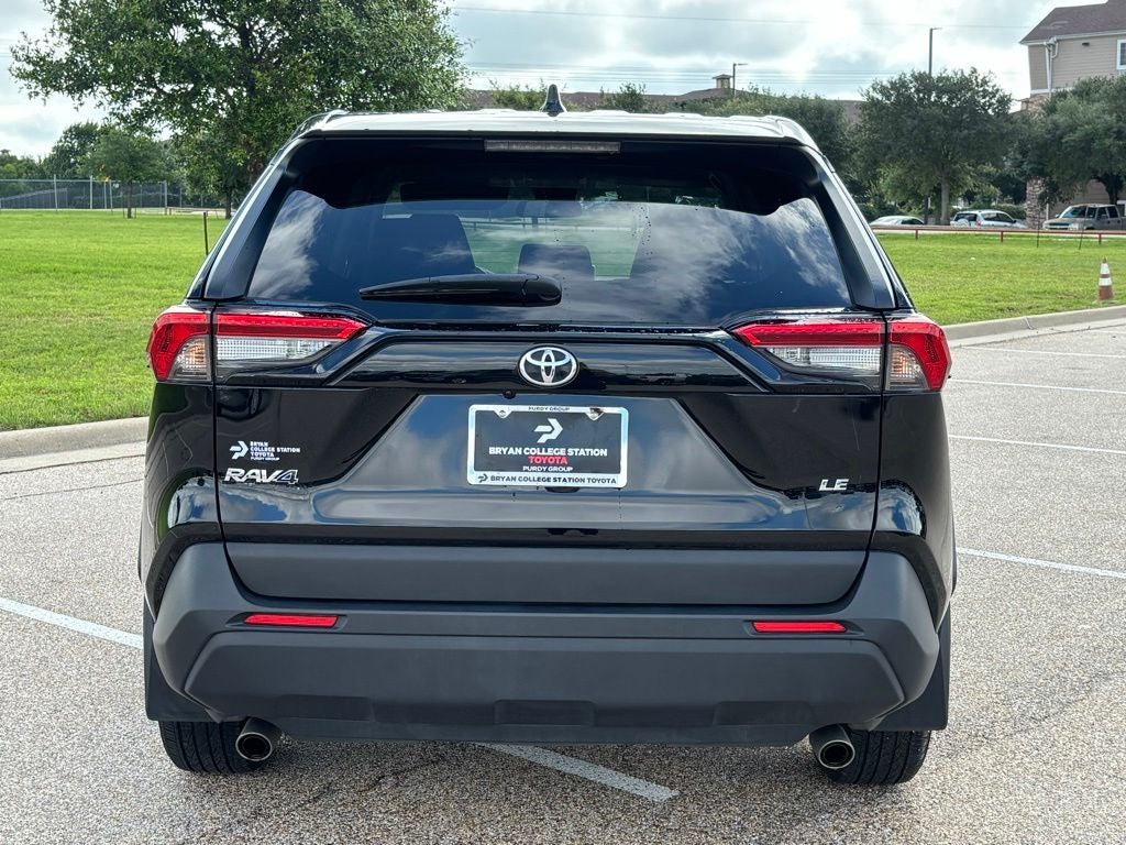 2025 Toyota RAV4 LE