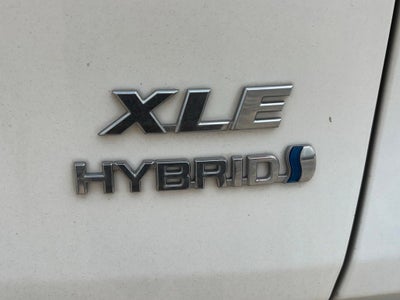 2022 Toyota RAV4 Hybrid XLE