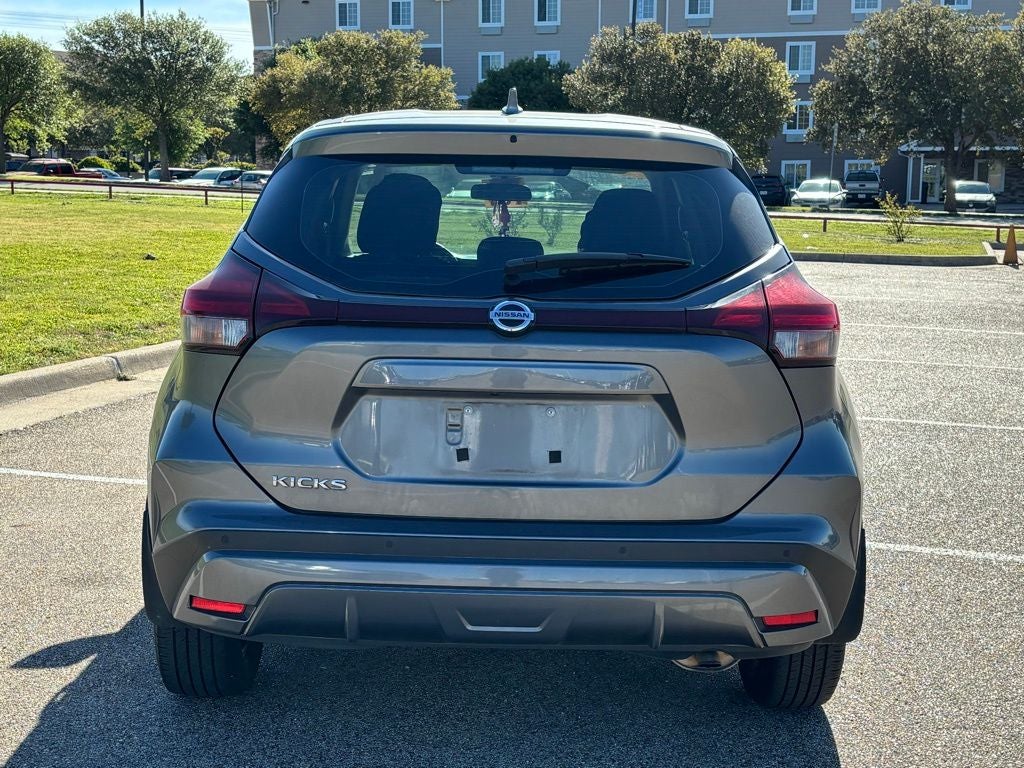 2021 Nissan Kicks S