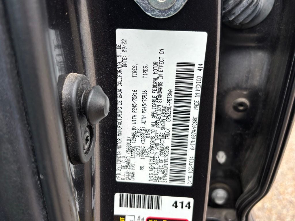 2022 Toyota Tacoma SR5 V6
