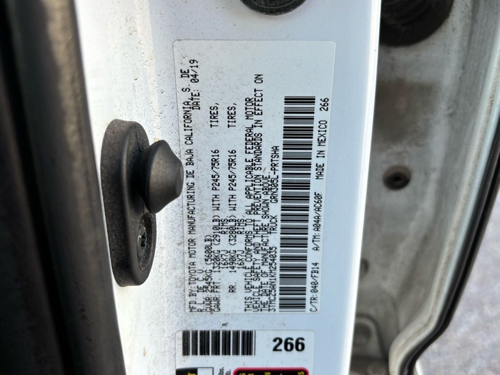 2019 Toyota Tacoma SR V6