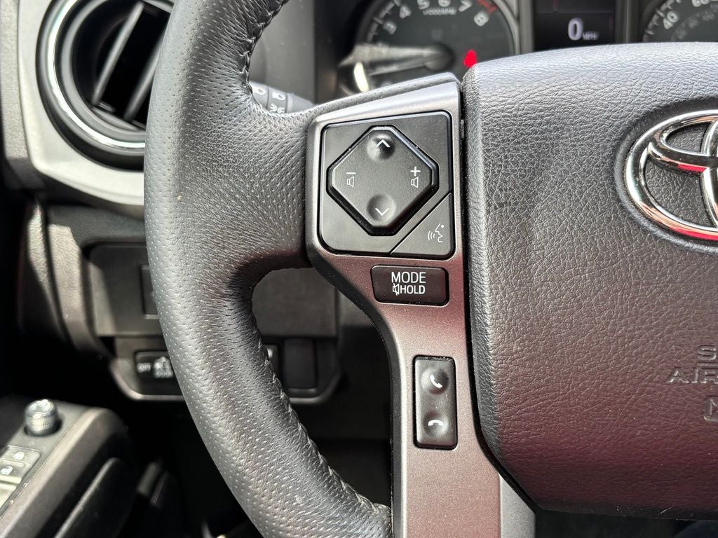 2022 Toyota Tacoma TRD Sport V6