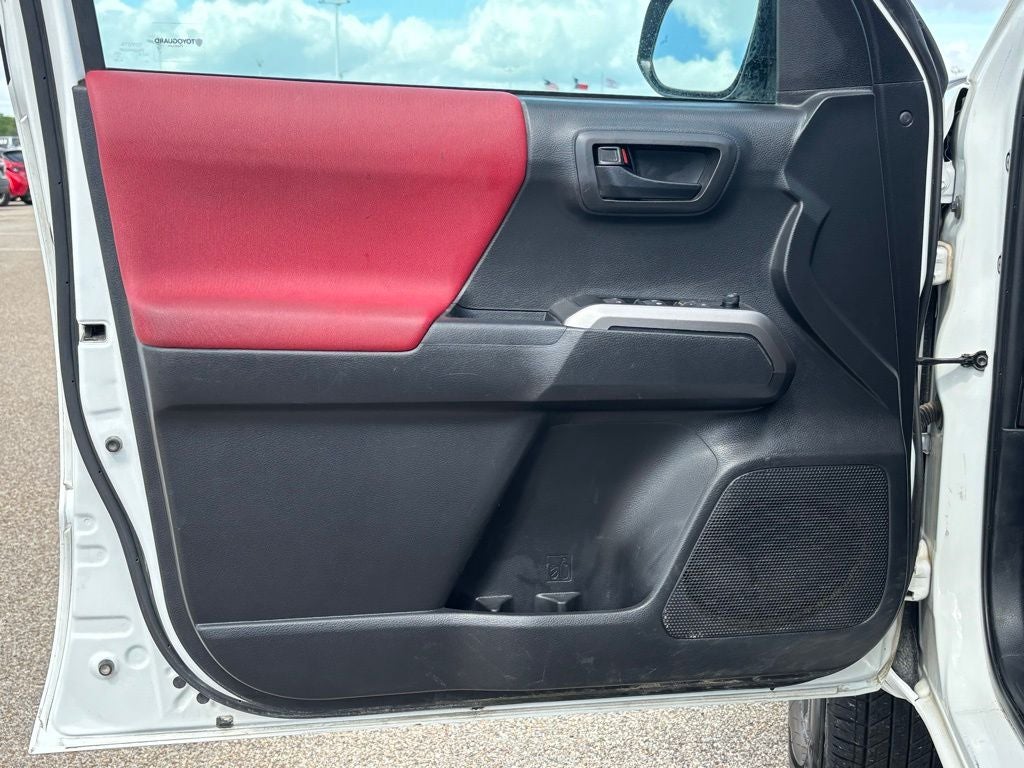 2023 Toyota Tacoma SR5 V6