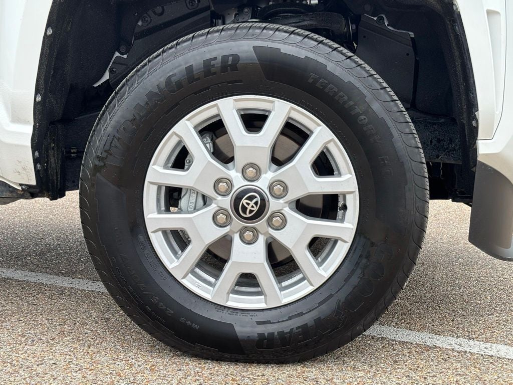 2026 Toyota Tacoma SR5