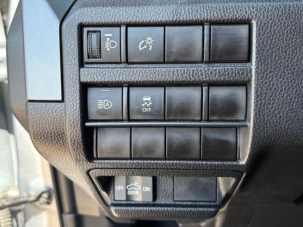 2026 Toyota Tacoma 4WD SR5