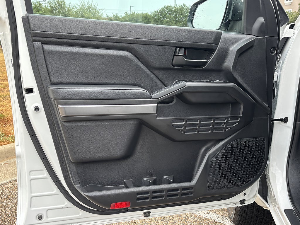 2026 Toyota Tacoma 4WD SR5