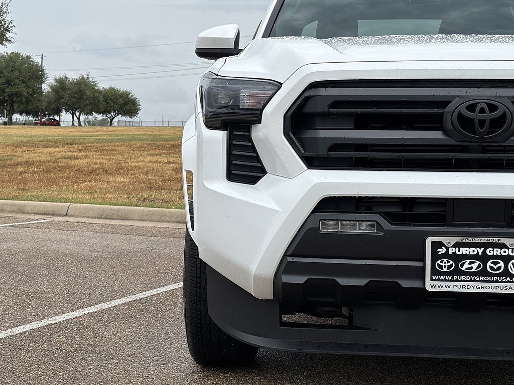 2026 Toyota Tacoma 4WD SR5
