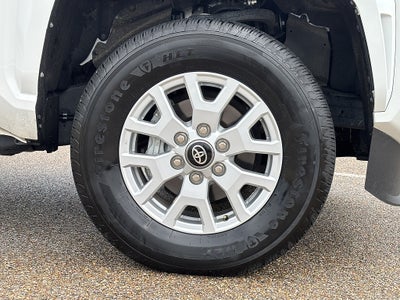 2026 Toyota Tacoma 4WD SR5