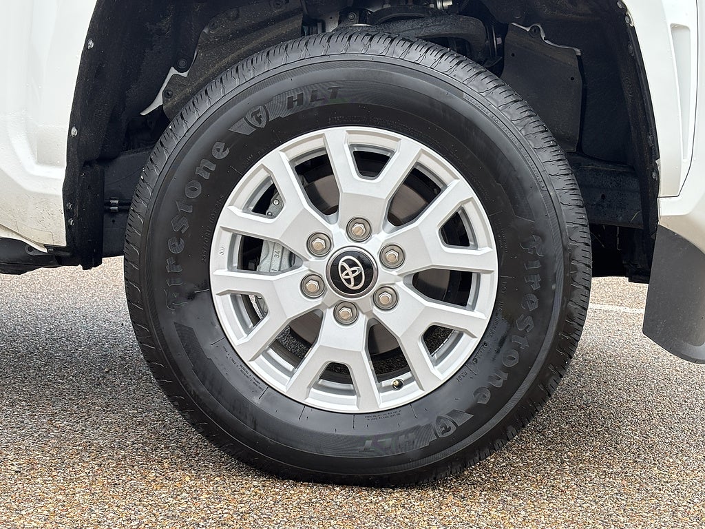 2026 Toyota Tacoma 4WD SR5