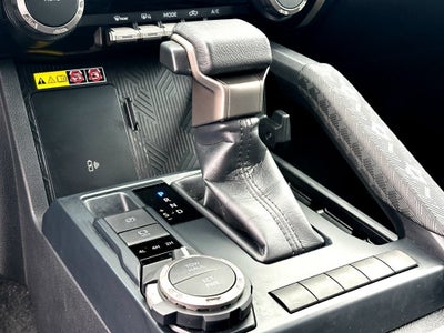 2025 Toyota Tacoma 4WD SR5