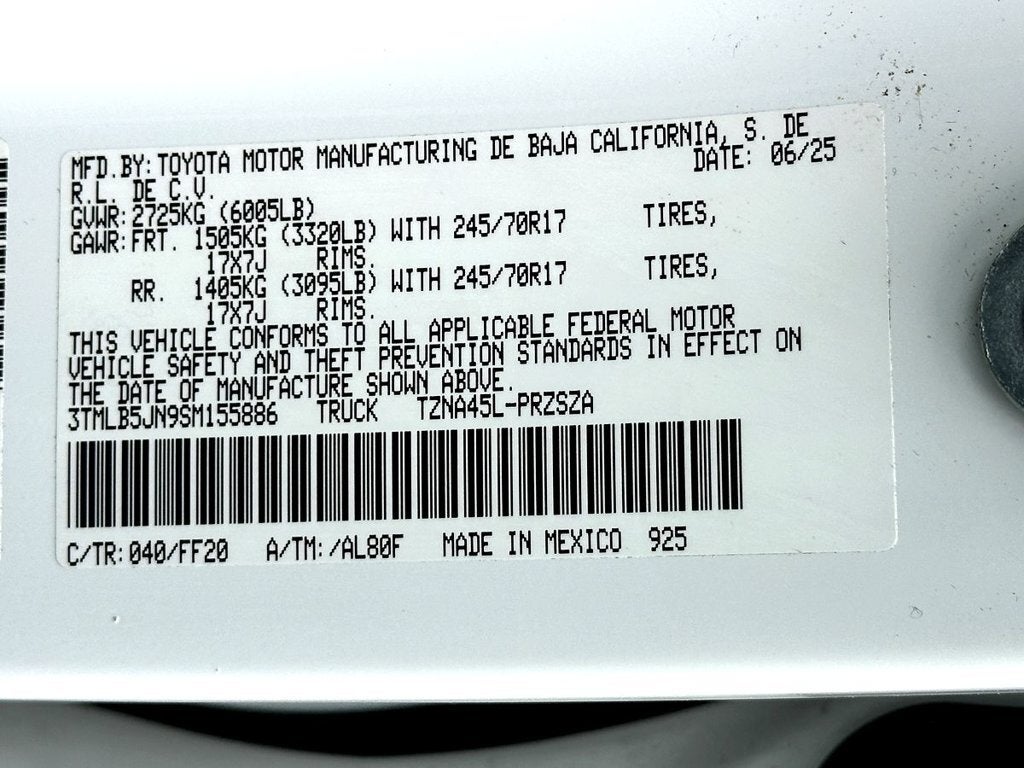 2025 Toyota Tacoma 4WD SR5